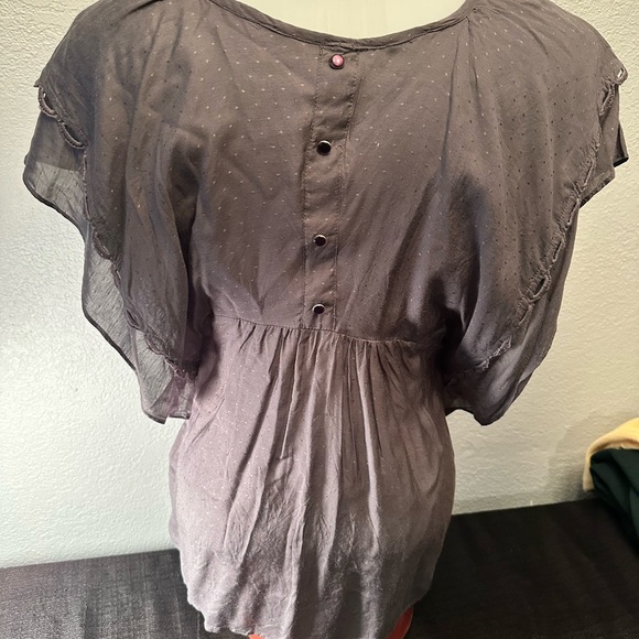 Vero Moda  Grey Dobby Lace Top EUC Size M - Picture 5 of 6